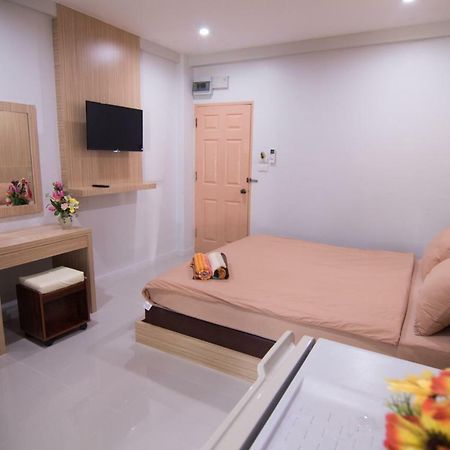 Tn Thanyawit Nakhonratchasima Exterior photo