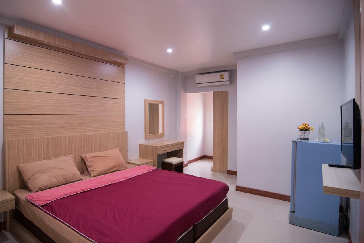 Tn Thanyawit Nakhonratchasima Exterior photo